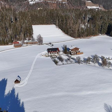 Pircherhof Appartements เฮาส์ อิม เอนน์สทาล ภายนอก รูปภาพ